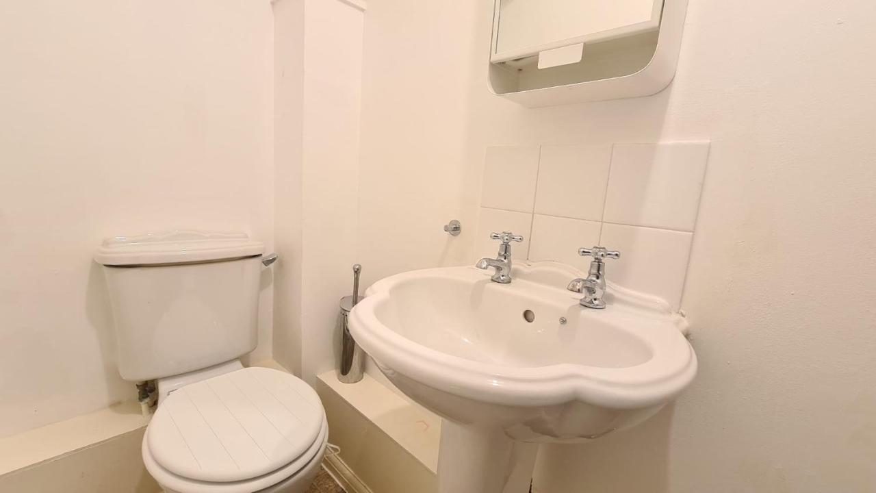Lovely Double Room With En-Suite In Greenwich Londra Exterior foto